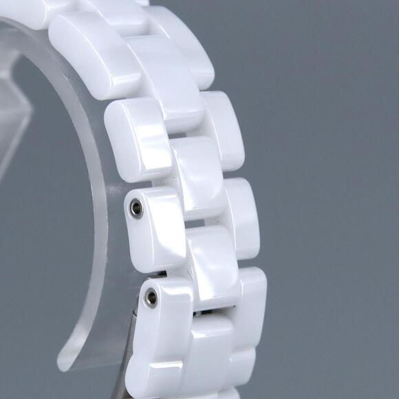 Chanel J12 Wanted de 33mm Ceramic H7419 Wristwatch Quartz - Picture 4 of 9